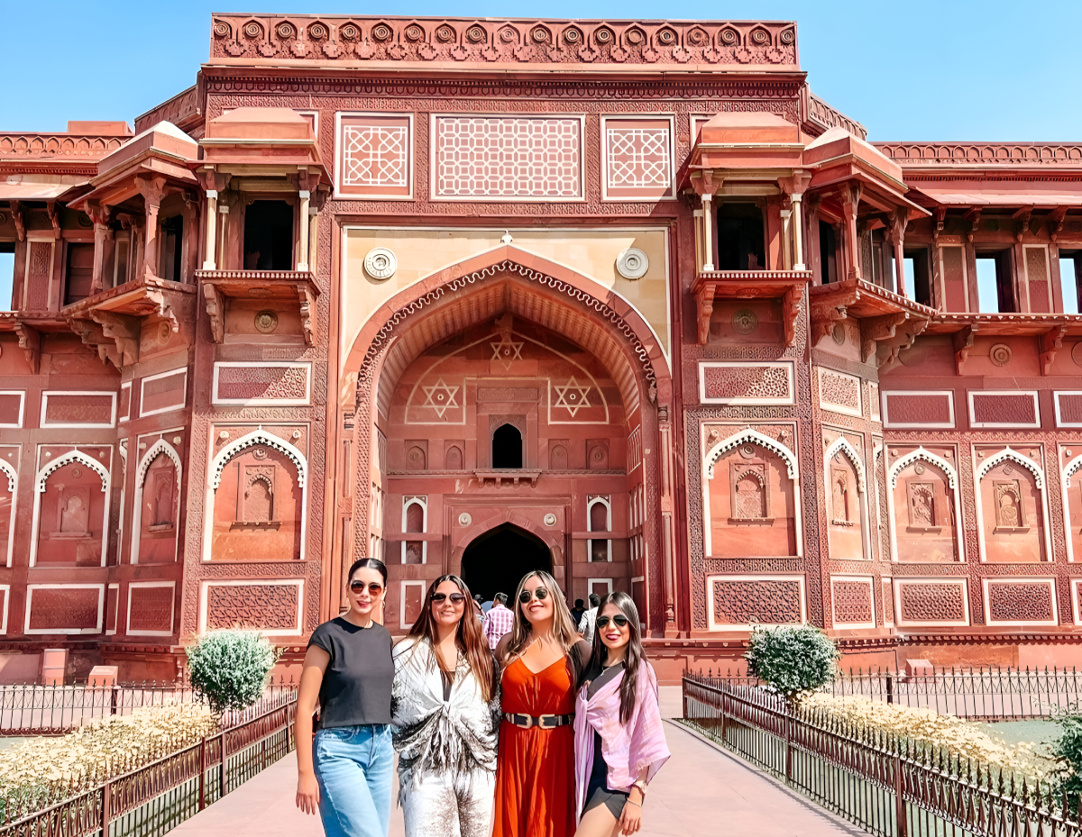 Same Day Agra Tour By Gatimaan Express