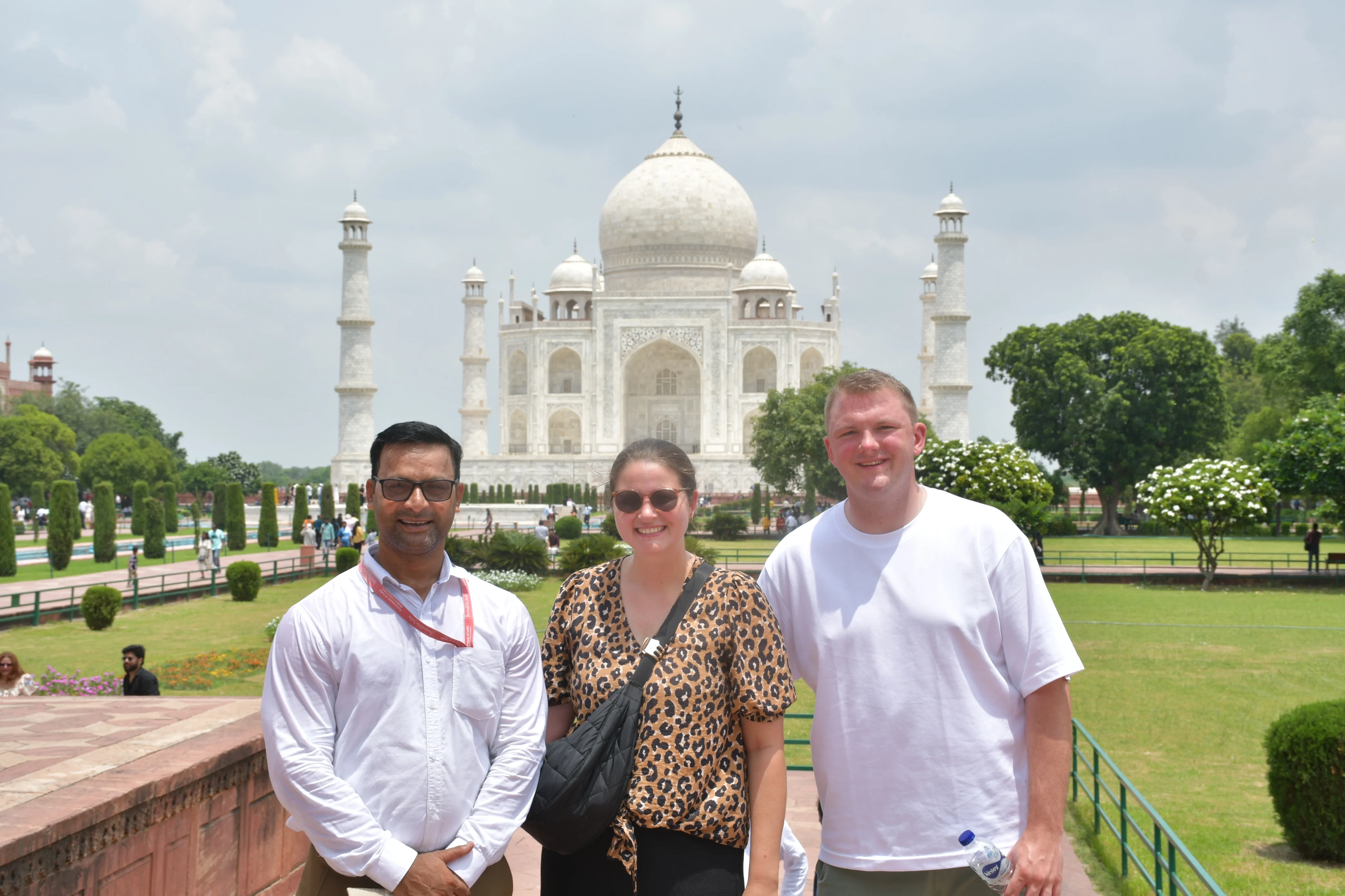 Taj Mahal Sunrise Tour with Agra Fort and Wildlife SOS