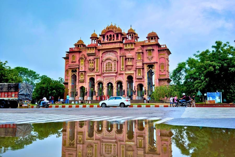 Jaipur Day Trip from Delhi by Car or Train – All Inclusive